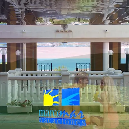 Apartamentos Marcomar *